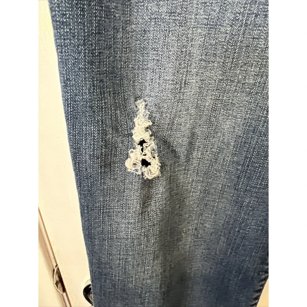 Torrid  Jeans We Wear By‎ The Fits Distressed Lace Ankle Rolled Cuffs  Size 20